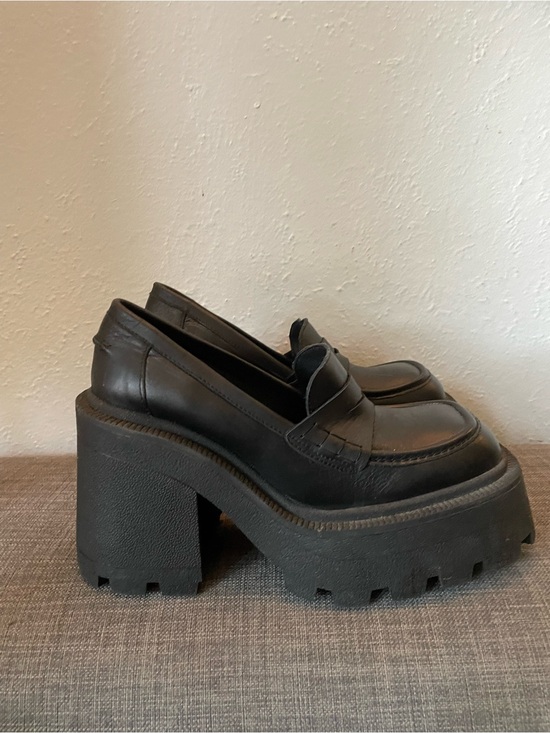 L'INTERVALLE Shoes - L’INTERVALLE - Black Platform Chunky Heel Loafers - Women